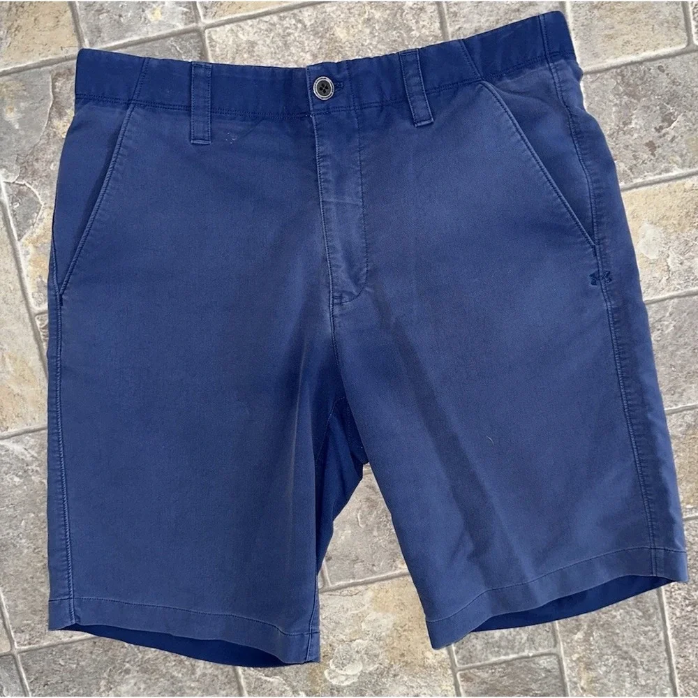 Under Armour Golf Shorts Navy Blue Mens Size‎ 32 Stretch WaistBand